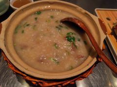 潮界生滚牛肉粥-潮界(虹桥新天地店)