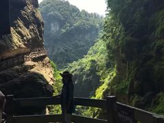 -龙水峡地缝景区