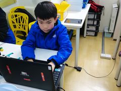 -童程童美·信息学竞赛·乐高机器人编程(长宁来福士校区)