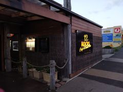 -12 Rocks Beach Bar Cafe