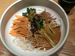 鸡丝凉米线-云海肴·汽锅鸡·云南菜(高德置地店)