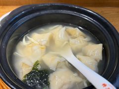 蟹粉小馄饨-馋三尺蟹粉小笼(人民广场店)