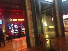-CGV影城(滨江天街IMAX店)