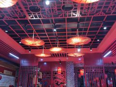 大堂-76人老烩面(龙湖泰山路店)