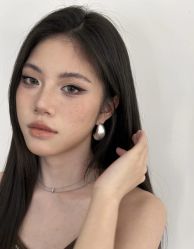-明天见·化妆造型工作室