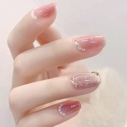 -悦指间美甲美睫