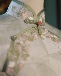 -租旗袍租礼服馆
