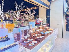 -川骄海鲜自助(王府井奥莱UP TOWN店原世界之花店)
