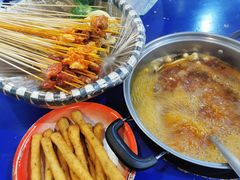 -马路边边串串香(苗栗路店)