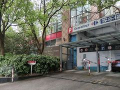 -证大·大拇指广场-地面停车场