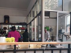 -茅屋大酒店