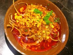 -巴四老城区炭火蛙锅(张江店)