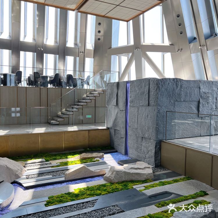 深圳|118层云端自助午餐☁️