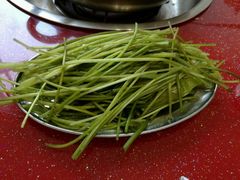-老石黑山羊毛驴肉火锅(金凯广场店)