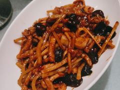 -辛香味烧鱼馆·非遗技艺·排骨红烧肉(光谷医药园店)
