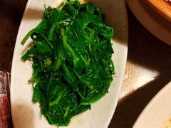 清炒豌豆尖-渝信川菜(西单店)