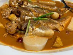 年糕烧黄鱼仔-新荣记(南京西路店)