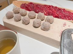 -左庭右院鲜牛肉火锅(金山万达店)