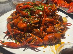 -老街烧烤大排档·地道湖北菜·龙虾馆(汉口火车站店)