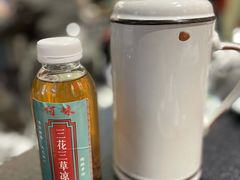 -何妹湿辣牛肉·粤式烧烤砂煲(桂雅路店)