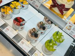 -花花卷卷·鲜食蛋糕(静安久光百货店)