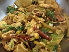 -拿渡麻辣香锅(世茂广场·工三店)