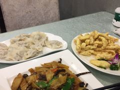 -黄家饺子东北特色菜馆(湖滨商业街店)