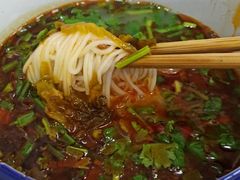 牛肉米线-南充盅盅米粉