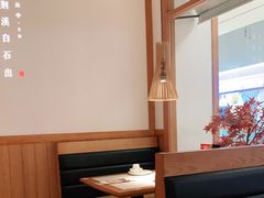 卡座-江渔儿酸菜鱼·拔草餐厅(虎门君乐汇店)