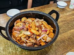 -老钟家烤羊排·敦伊阁清真餐厅胡羊焖饼