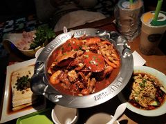 -胖哥俩肉蟹煲(济南世茂国际广场店)