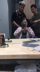 -曼都发型