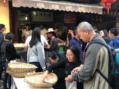 -眼镜粑粑