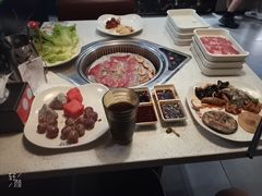 -佰烧海鲜烤肉火锅自助(世茂国际广场店)
