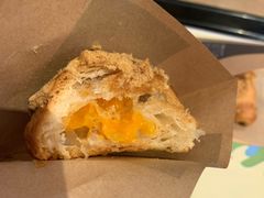 咸蛋黄流心可颂-肯德基(蓝桥店)