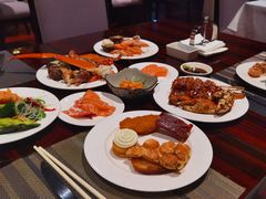 -广州万富希尔顿酒店·感趣自助餐厅·金秋蟹宴生蚝海鲜刺身烧烤