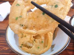 葱油饼-裕新楼粉面馆·石磨手工粉(四方坪店)