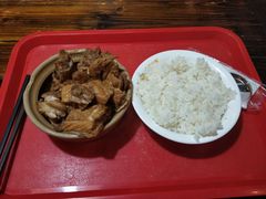 -万和春排骨砂锅米饭(湖北路店)