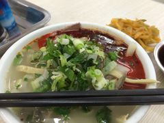 阿叶羊杂碎-阿叶羊杂碎(前进街店)