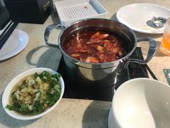 -爱伲牛肉火锅自助(景洪店)