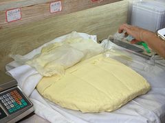 -薛文保黄米糕