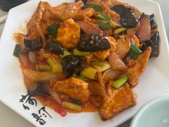 -何适山庄 ·可团建(水长城P2停车场店)