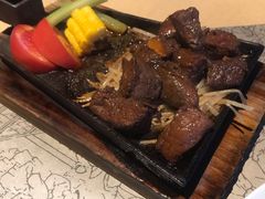 -穹六人间 people 6(岳阳路店)