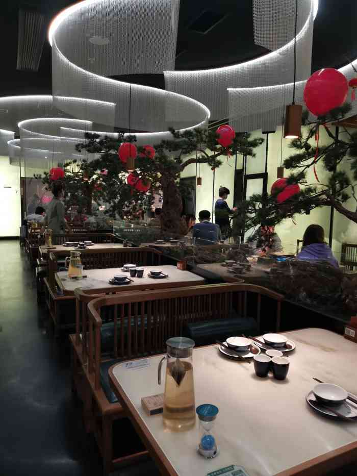 绿茶餐厅(南翔印象城mega店)-"根据上级指示,在这个号称上海最大商场