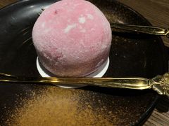 草莓和果子冰淇淋-雷神拉面(财富中心玉米楼店)