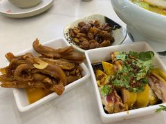 -手抄板凳江南菜(湖滨商业街店)