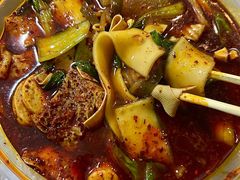 -不起眼麻辣烫凉皮店