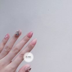 -米小兔美甲美睫