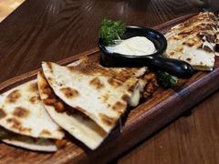 墨西哥牛肉芝士薄饼BeefOuesadilla-Uncle Kosto科斯托·中东菜