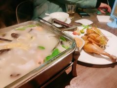 -青叶202都市餐厅(迪诺水镇店)